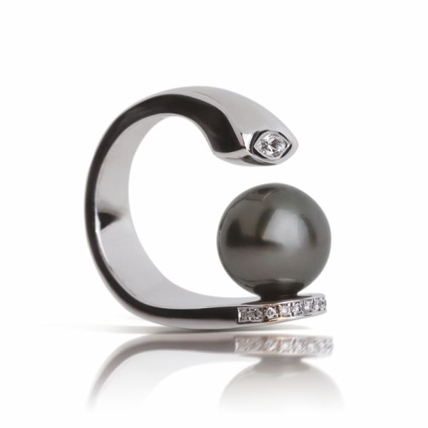 68914-00 Ring Weißgold, Tahitiperle, 12 Brillanten